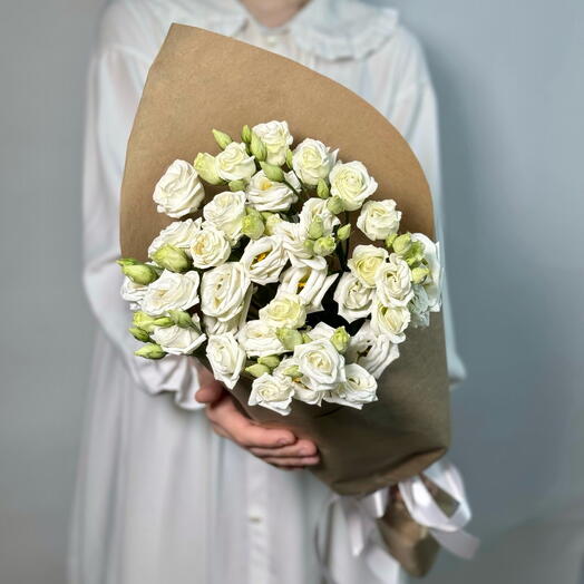 Моно букет белых эустом розита