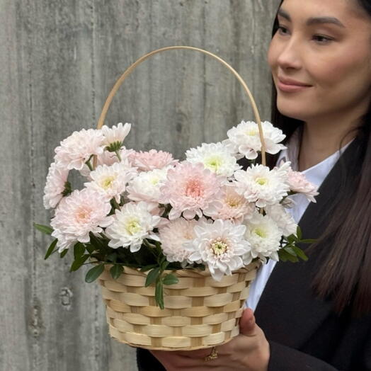 Корзина с цветами К010 🌸