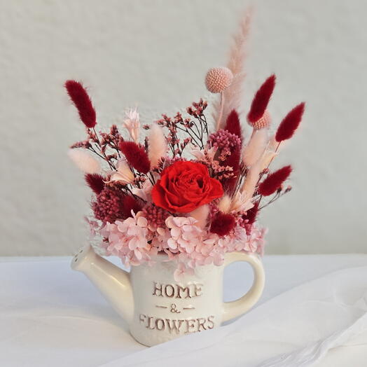 Интерьерная композиция "Ruby red"