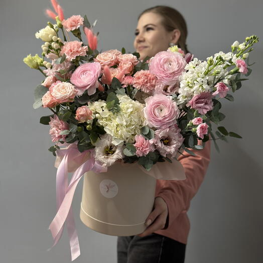 Цветы в коробке 54