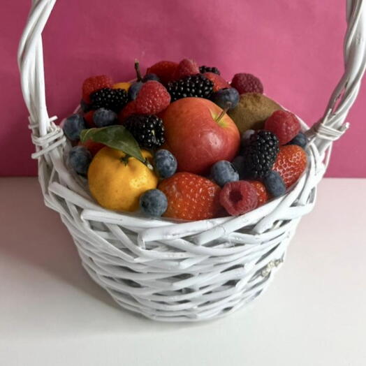 Фруктово-ягодная корзина 1000гр