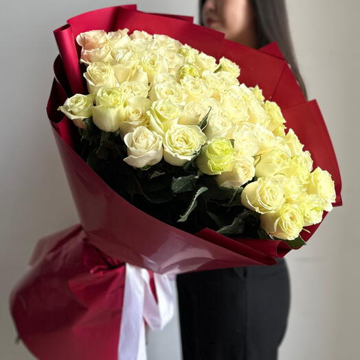 Букет  "51 белых метровых роз"