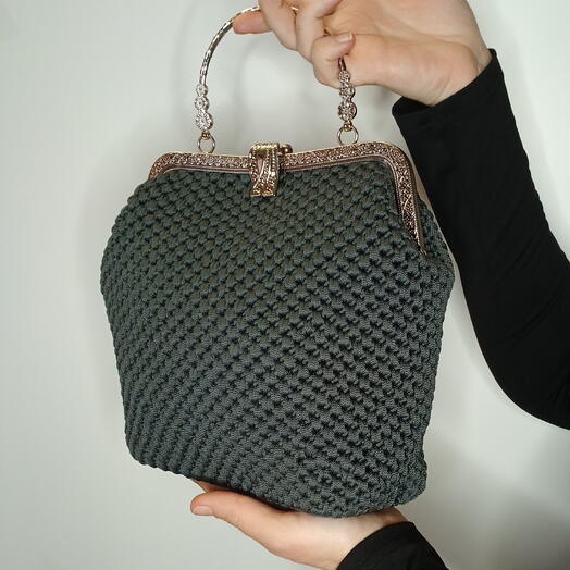 Стильная сумочка ручной работы