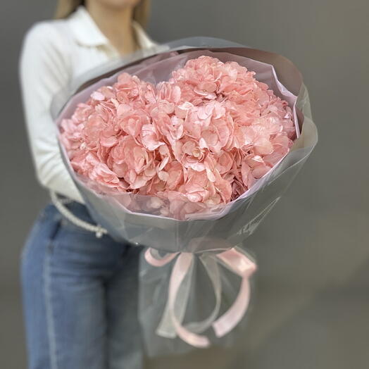 Букет из 3 розовых Гортензий