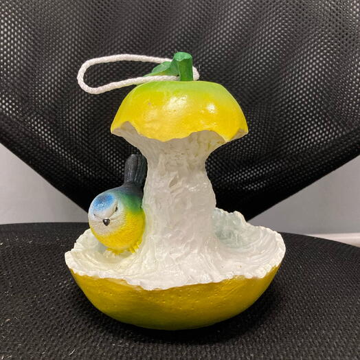 Декоративная кормушка