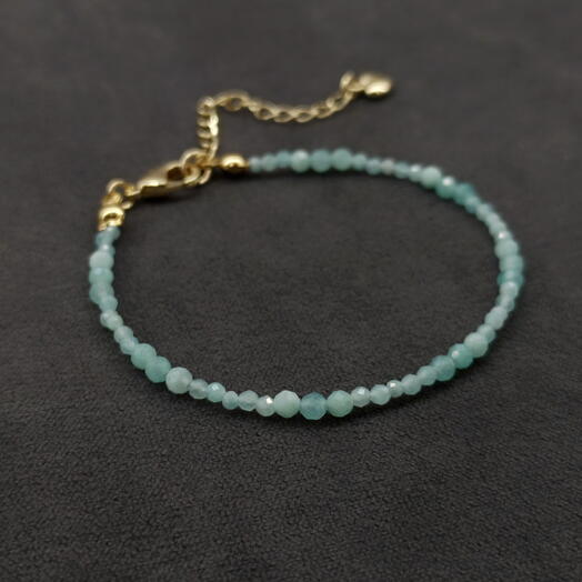 Тонкий браслет-нить из амазонита