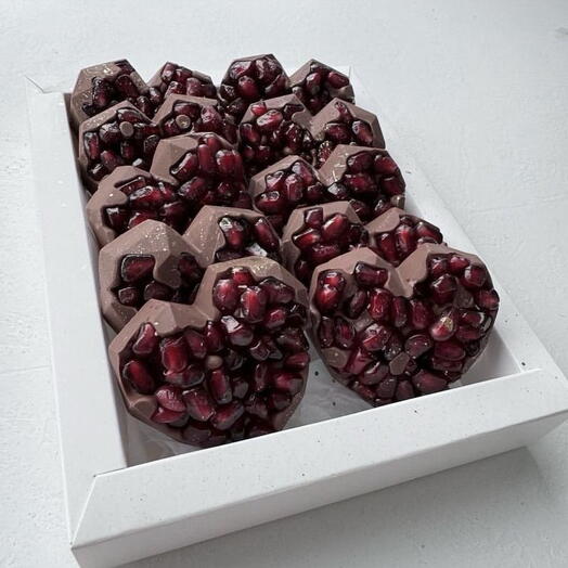 набор гранат в шоколаде Callebaut