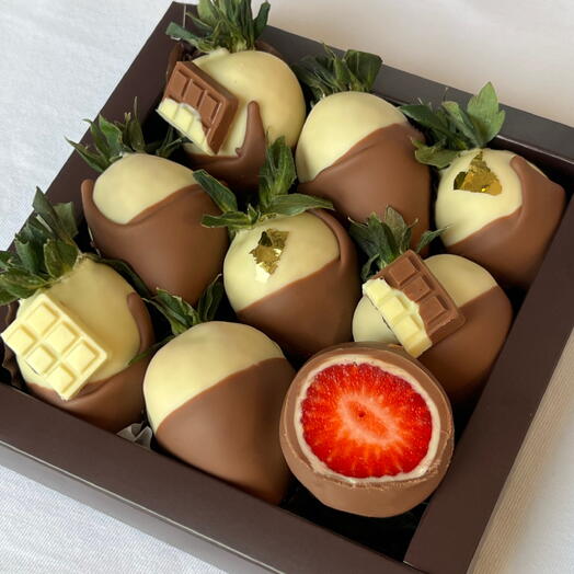 Клубника в шоколаде KINDER