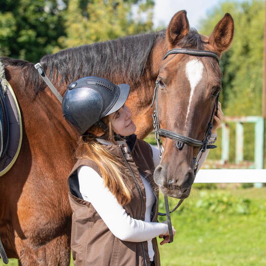 Сертификат на 7000 рублей на услуги Конного клуба