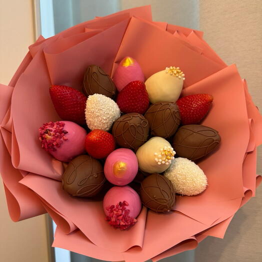 Pink Chocolate Strawberry Bouquet 🍓🌸