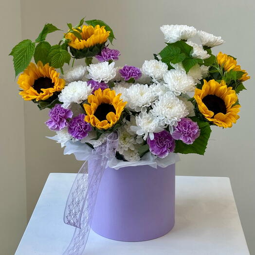 Солнечная композиция с подсолнухами🌻