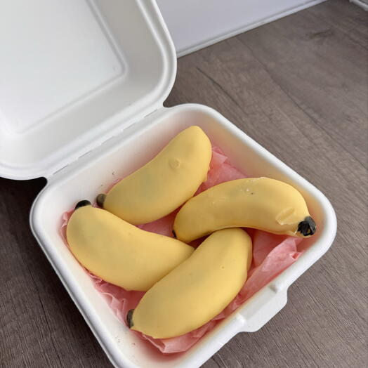 Корпусное пирожное банан