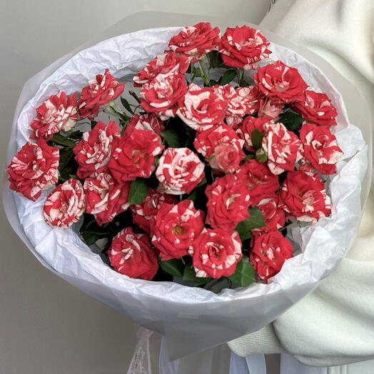 Букет из 5 кустовых роз файерворкс
