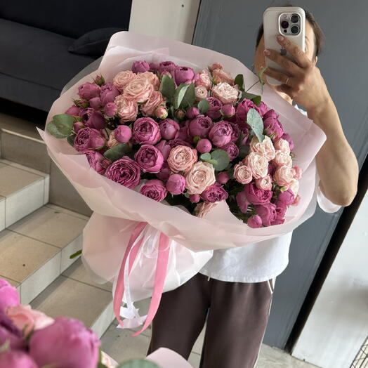 Розовое безумие 💕😍из кустовых пионовидных роз