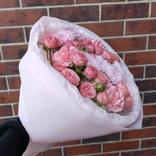 Букет с кустовыми розами 💐