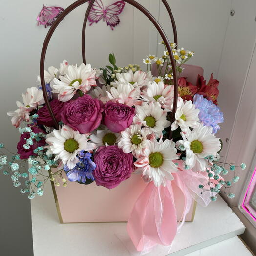 Цветочная композиция в сумочке 💞🌸