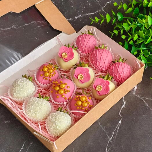 Клубника в шоколаде 12 ягод 🍓