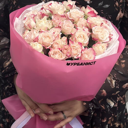 Букет из кустовых роз 🌸