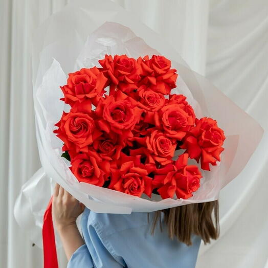Алые французские розы моно 15