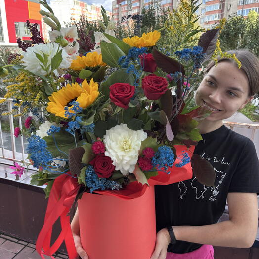 Огромная осенняя композиция с подсолнухами