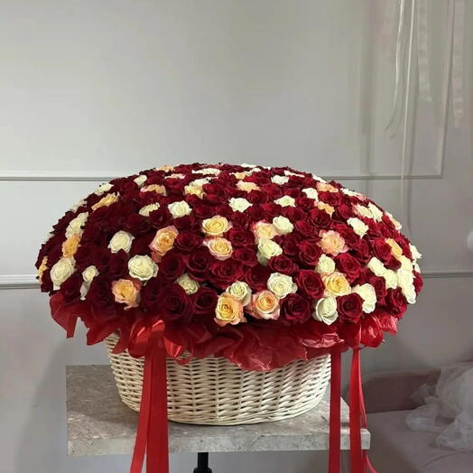 301 Роза в корзине
