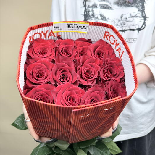 Розы Эквадор красные 70см