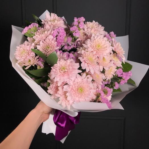 Bouquet of bush chrysanthemum