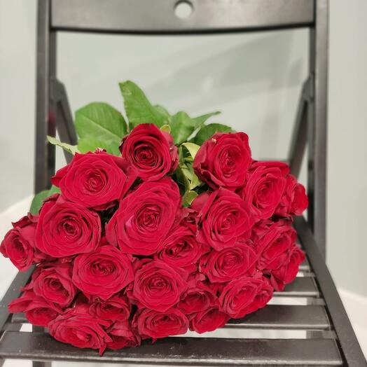 Букет из 25 красных роз🌹
