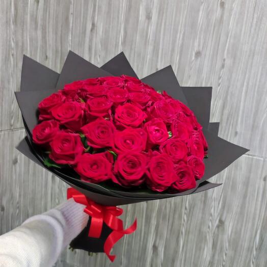 Ramo de 35 rosas rojas