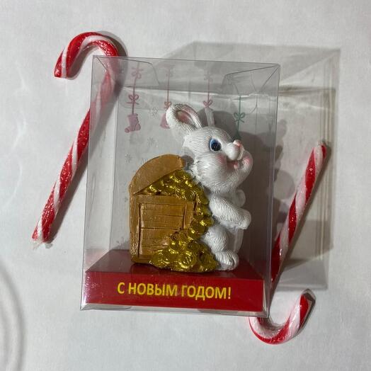 Фигурка