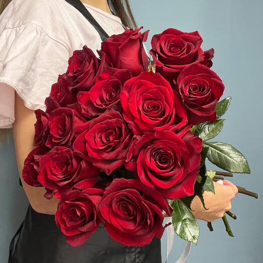 15 rosas rojas