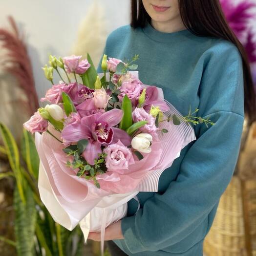 Нежный букет для нее