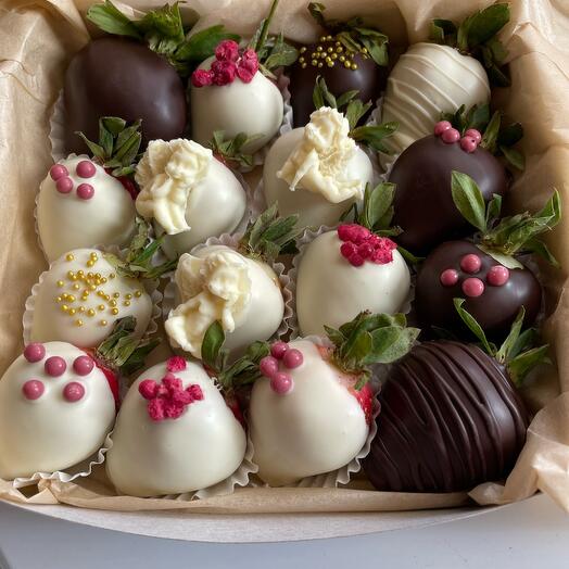 Клубника в шоколаде , 16 шт