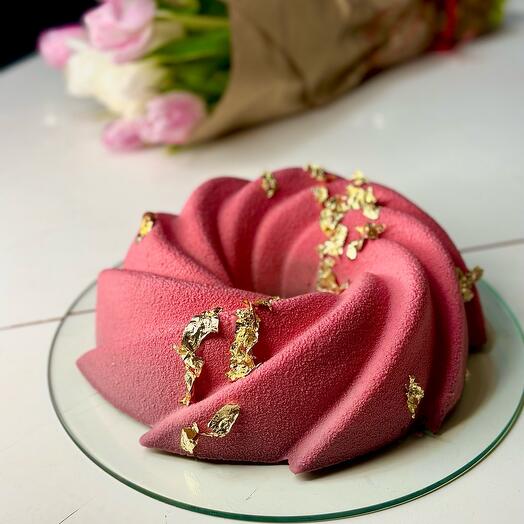 Mousse cake "Pink Velvet"