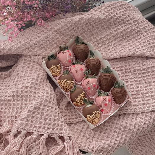 Клубника в шоколаде (12шт)