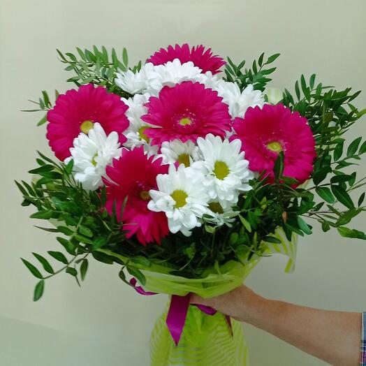 Bouquet Rendezvous