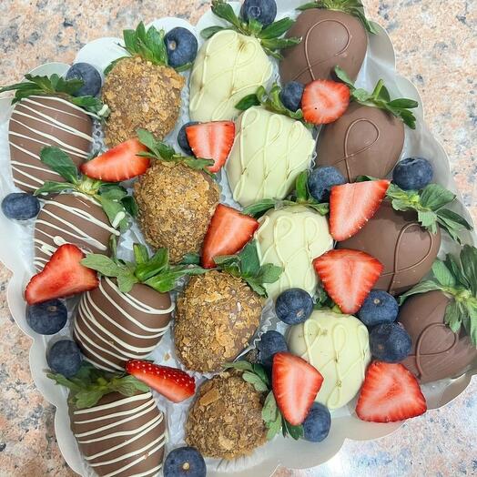 Chocolate-covered strawberries 16 pcs