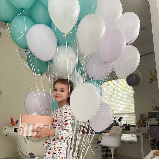 50 white lite purple Tiffany balloons