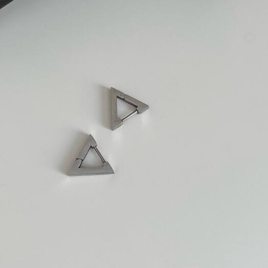 Pendientes de acero hipoalergénico FORM V (silver)