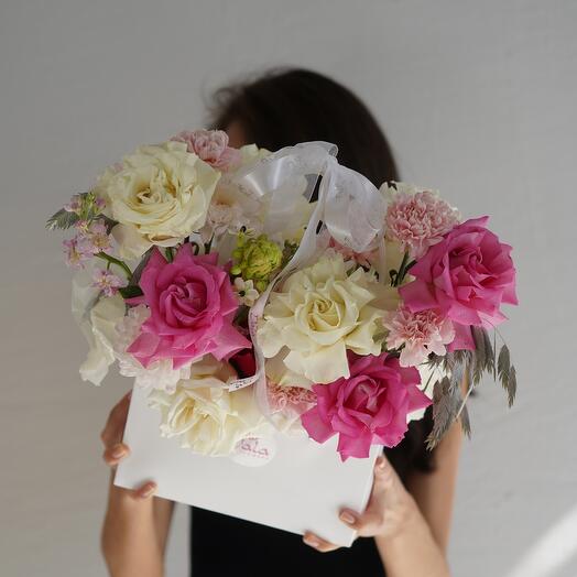 Цветы в коробке