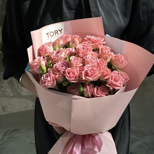 bouquet of 9 pink spray roses