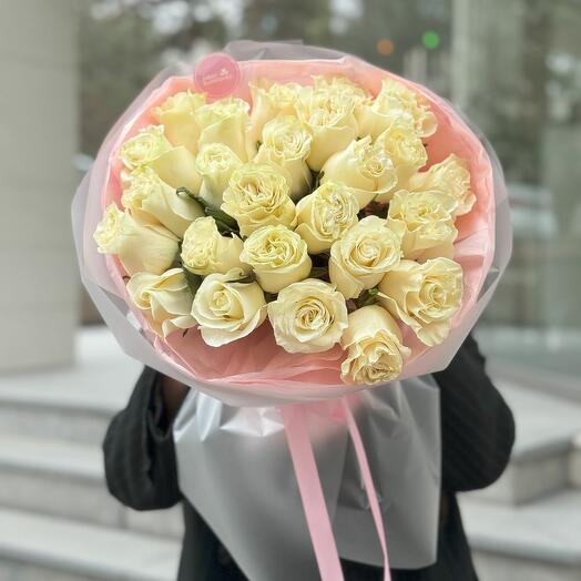 25 Голландских роз в премиальном оформлении