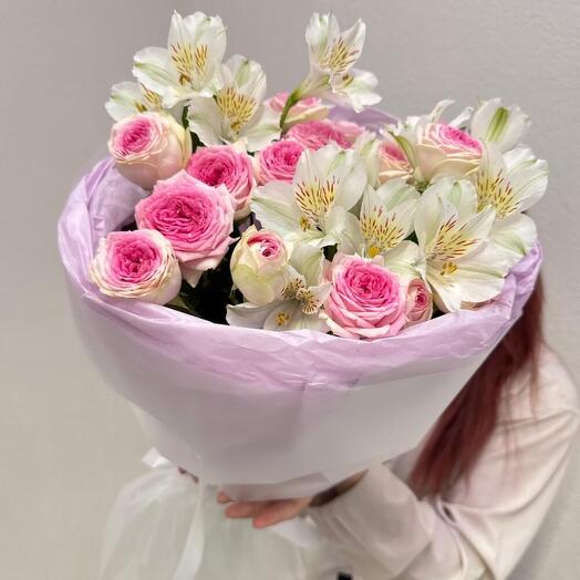 Сборный букет с альстромерией и розами🌸