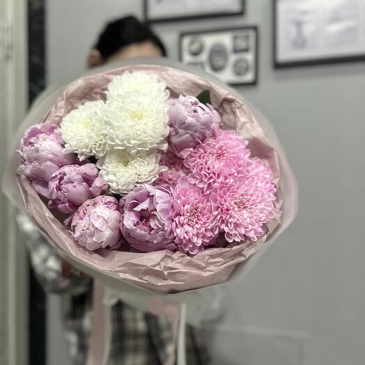 Сборный букет с пионами 💕💕