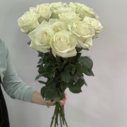 Букет из 15 белых роз