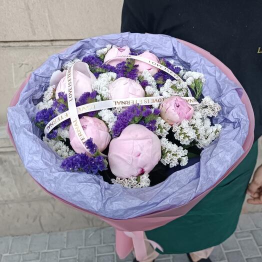 Пионы Сара Бернар