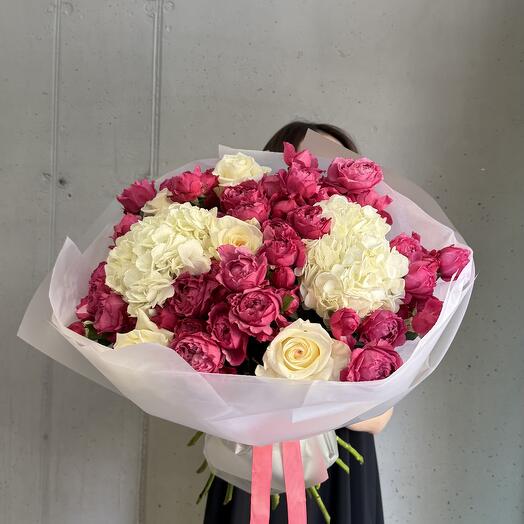 Шикарный яркий букет