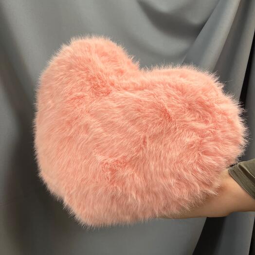 Сердце плюшевое розовое