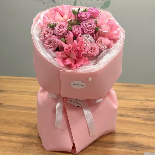Букет с розами 🌺