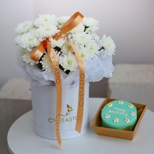 Хризантемы в коробке + бенто торт в подарок